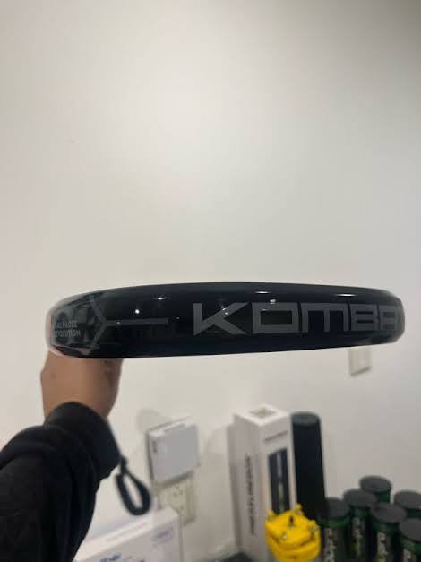 Kombat Black MK.III - Reparada Kombat Black MK.III - Reparada