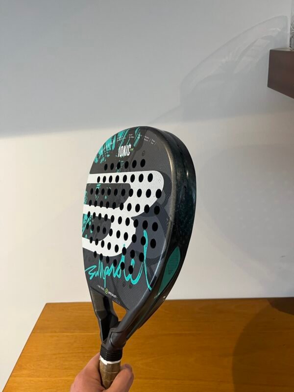 img_0557 Bullpadel Ionic light - Reparada