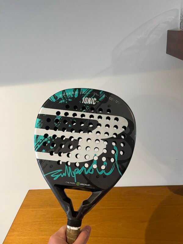 img_0558 Bullpadel Ionic light - Reparada