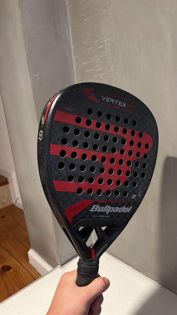 R-291125-01 1 Bullpadel Vertex 04 2024 - Reparada
