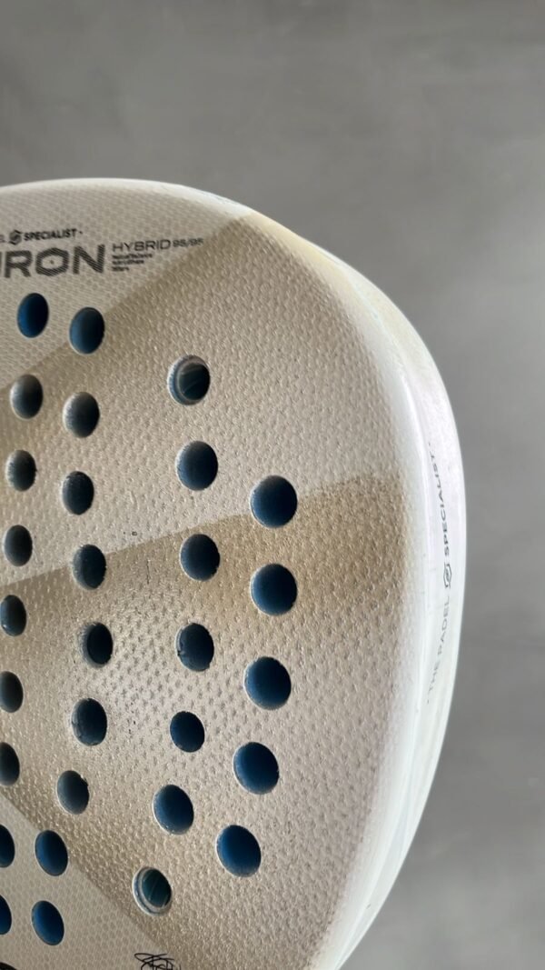 Bullpadel Neuron Cloud 2025 - Reparada