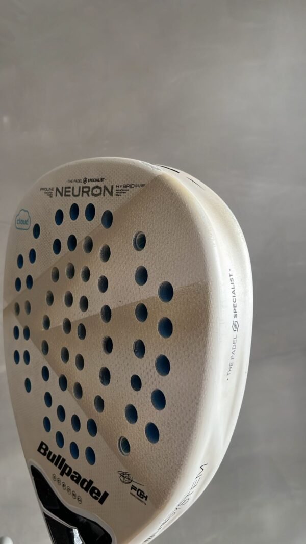 Bullpadel Neuron Cloud 2025 - Reparada